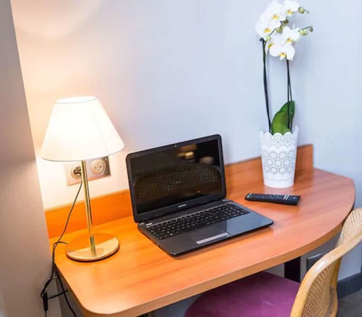 Imagen de la habitación del H&ocirc;tel Astrid, Rouen. Foto 10