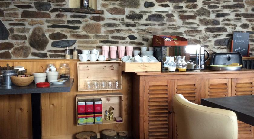 Imagen general del Hôtel Au Bon Accueil. Foto 2