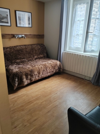 Imagen de la habitación del H&ocirc;tel Au Grand Duquesne. Foto 7