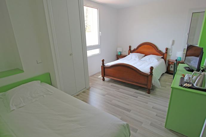Imagen de la habitación del Hôtel Beau Rivage. Foto 14
