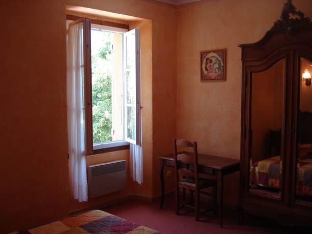 Imagen de la habitación del Hôtel Beau Séjour. Foto 13