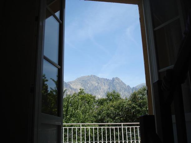 Imagen de la habitación del Hôtel Beau Séjour. Foto 17