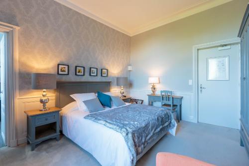 Imagen de la habitación del H&ocirc;tel Ch&acirc;teau de Didonne. Foto 14