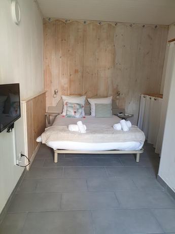 Imagen de la habitación del Hôtel Côte et Lac. Foto 4