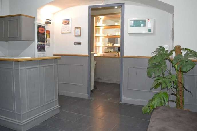 Imagen de los interiores del H&ocirc;tel Concorde, Nimes. Foto 19