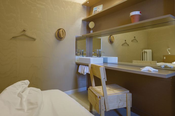 Imagen de la habitación del H&ocirc;tel Continental, SAINT ETIENNE. Foto 5