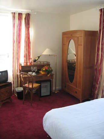 Imagen de la habitación del H&ocirc;tel De France, Ferney-Voltaire. Foto 2