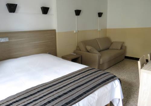 Imagen de la habitación del H&ocirc;tel De La Citadelle, SISTERON. Foto 8