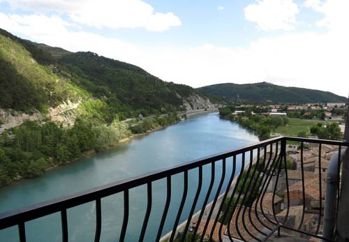 Imagen de la habitación del H&ocirc;tel De La Citadelle, SISTERON. Foto 9