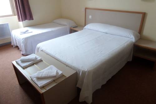 Imagen de la habitación del H&ocirc;tel De La Gare, Romans-sur-Is&egrave;re. Foto 4