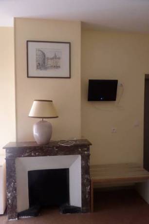 Imagen de la habitación del H&ocirc;tel De La Gare, Romans-sur-Is&egrave;re. Foto 9