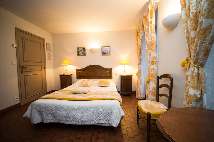 Imagen de los exteriores del H&ocirc;tel De La Halle. Foto 13