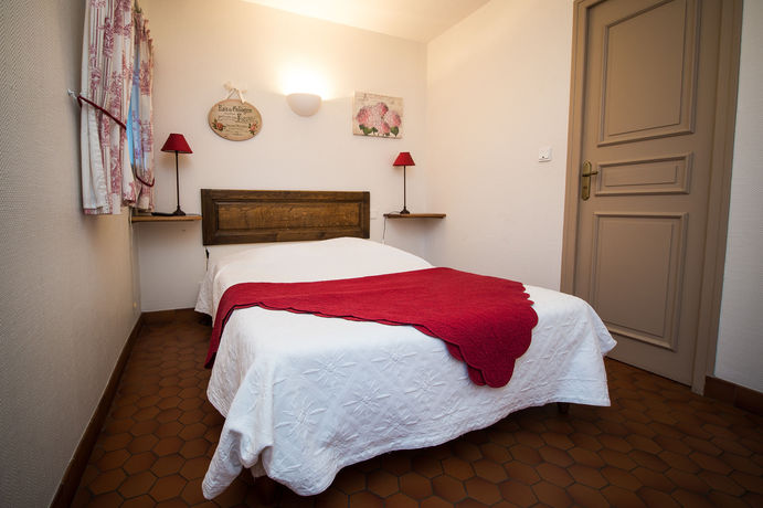 Imagen de los exteriores del H&ocirc;tel De La Halle. Foto 15