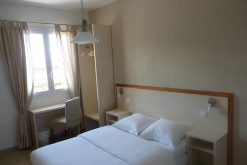 Imagen de la habitación del Hôtel De La Jetée. Foto 16