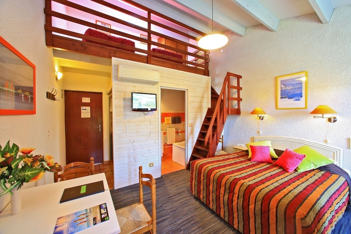 Imagen de la habitación del H&ocirc;tel De La Plage, Saint-Pierre-d'Oleron. Foto 7