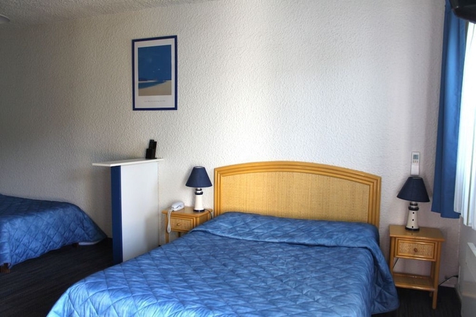 Imagen de la habitación del H&ocirc;tel De La Plage, Saint-Pierre-d'Oleron. Foto 14