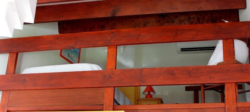 Imagen de la habitación del H&ocirc;tel De La Plage, Saint-Pierre-d'Oleron. Foto 17