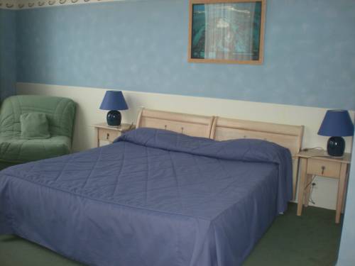 Imagen de la habitación del H&ocirc;tel De La Presqu'ile. Foto 5