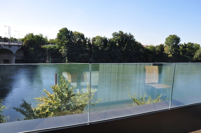 Imagen de la habitación del H&ocirc;tel De La Seine, &Eacute;pinay sur Seine. Foto 7