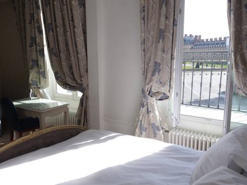 Imagen de la habitación del H&ocirc;tel De Londres, Fontainebleau. Foto 4