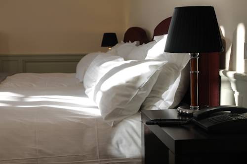 Imagen de la habitación del H&ocirc;tel De Londres, Fontainebleau. Foto 13