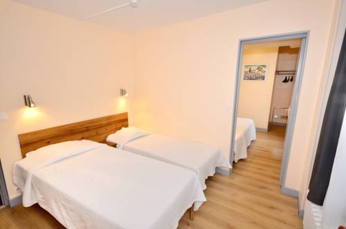 Imagen de la habitación del Hôtel De L'ours. Foto 5