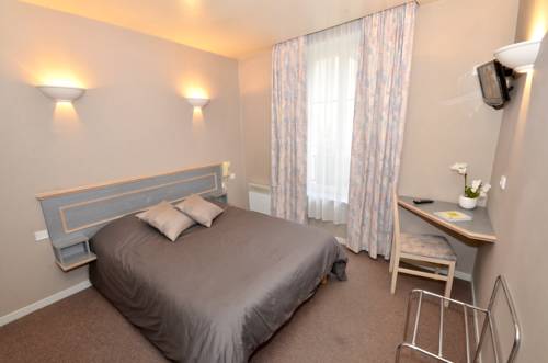 Imagen de la habitación del Hôtel De L'ours. Foto 7