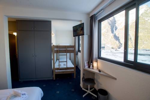 Imagen de la habitación del Hôtel Des 4 Ours. Foto 3