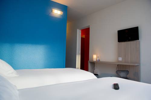 Imagen de la habitación del Hôtel Des 4 Ours. Foto 4