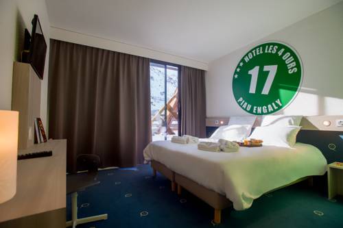 Imagen de la habitación del Hôtel Des 4 Ours. Foto 8