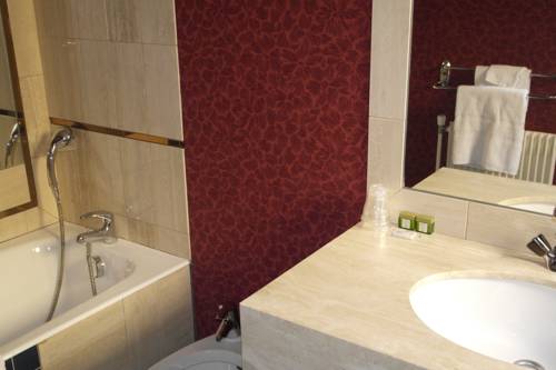 Imagen de la habitación del H&ocirc;tel Des Lys. Foto 11