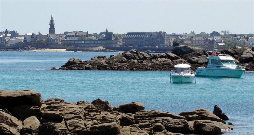 Imagen del bar/restaurante del Hôtel Du Centre Chez Janie. Foto 4