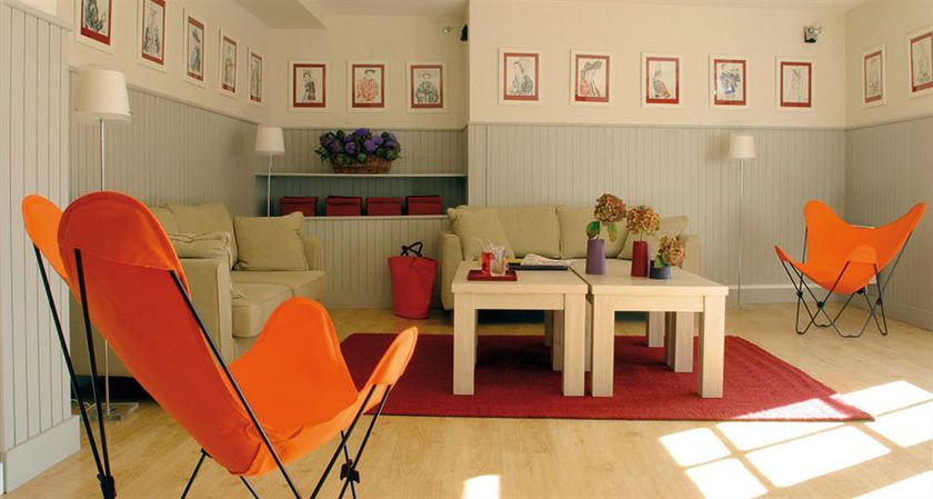 Imagen de la habitación del Hôtel Du Centre Chez Janie. Foto 6