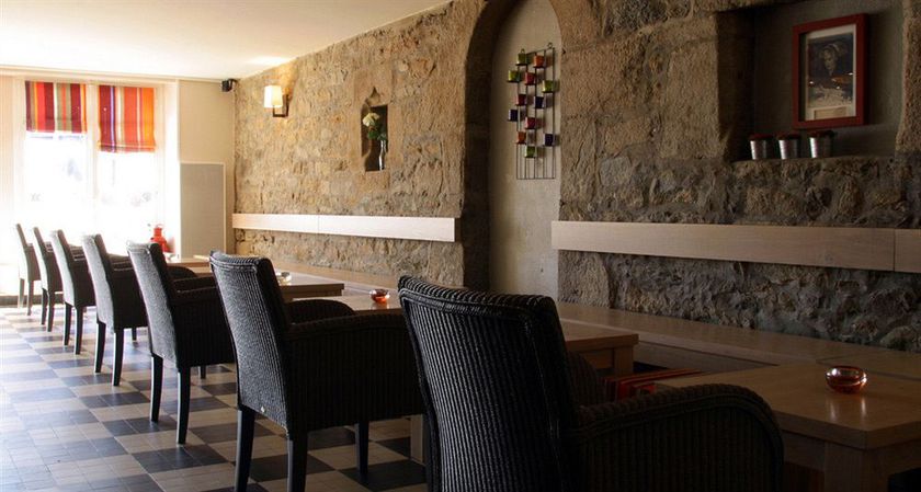 Imagen de la habitación del Hôtel Du Centre Chez Janie. Foto 9