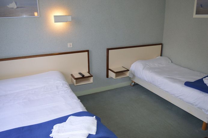 Imagen de la habitación del H&ocirc;tel Du Centre, Entraygues-sur-Truyere. Foto 15