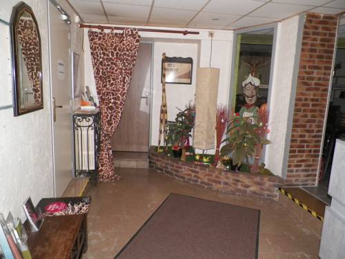 Imagen de la habitación del H&ocirc;tel Du Commerce, AUXERRE. Foto 2