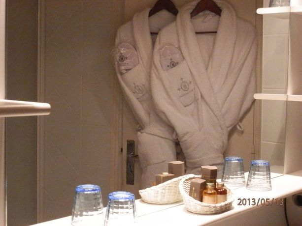 Imagen de la piscina del Hôtel Du Général D'elbée. Foto 14