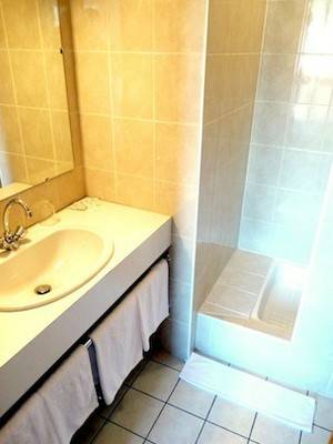Imagen de la habitación del H&ocirc;tel Du Rangen. Foto 12