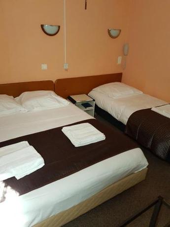 Imagen de la habitación del H&ocirc;tel Du Rocher. Foto 6