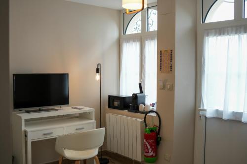 Imagen general del H&ocirc;tel &Eacute;chapp&eacute;e en Baie - Chambres climatis&eacute;es -Parking priv&eacute; gratuit dont forfaits bornes &eacute;lectrique. Foto 5