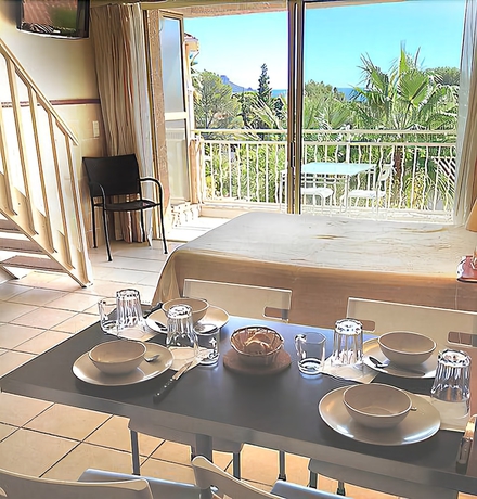 Imagen de la habitación del Hôtel Et Studios Les Amandiers. Foto 18