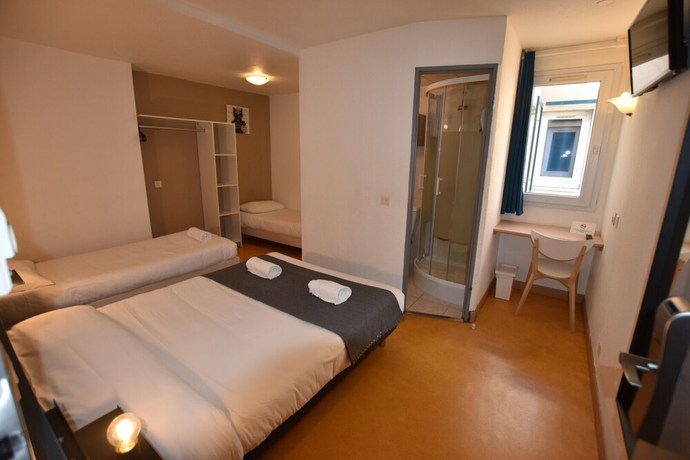 Imagen de la habitación del H&ocirc;tel Face West Le Pontet. Foto 16