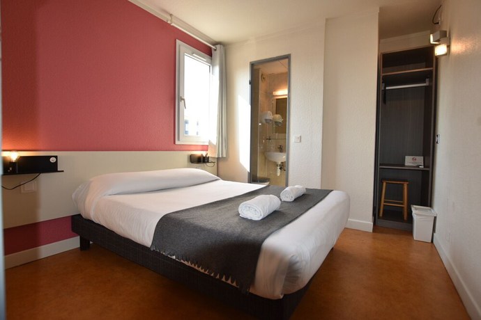 Imagen de la habitación del H&ocirc;tel Face West Le Pontet. Foto 18