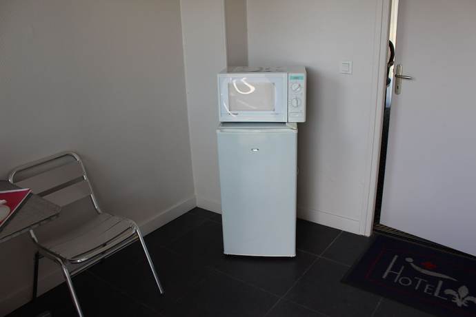 Imagen de la habitación del Hôtel Fleur De Lys. Foto 15