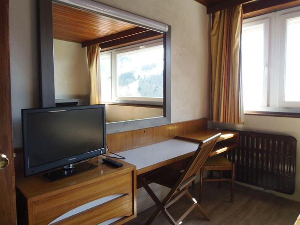 Imagen de la habitación del H&ocirc;tel Gergovia. Foto 7
