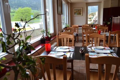 Imagen de la habitación del Hôtel - Grill Du Crêt De L'anneau. Foto 10