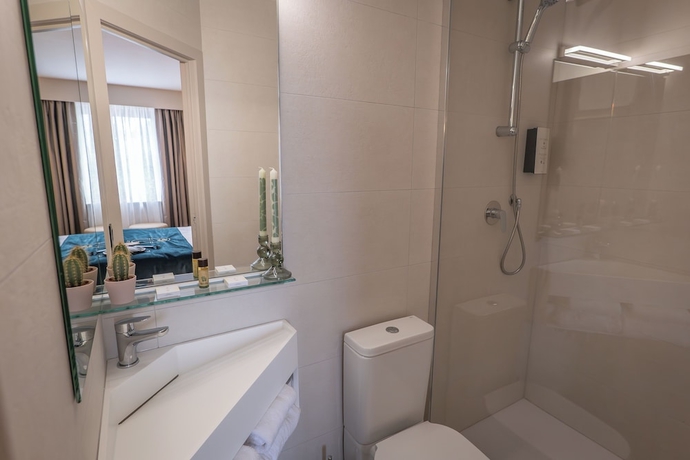 Imagen de la habitación del H&ocirc;tel HEMERA. Foto 14