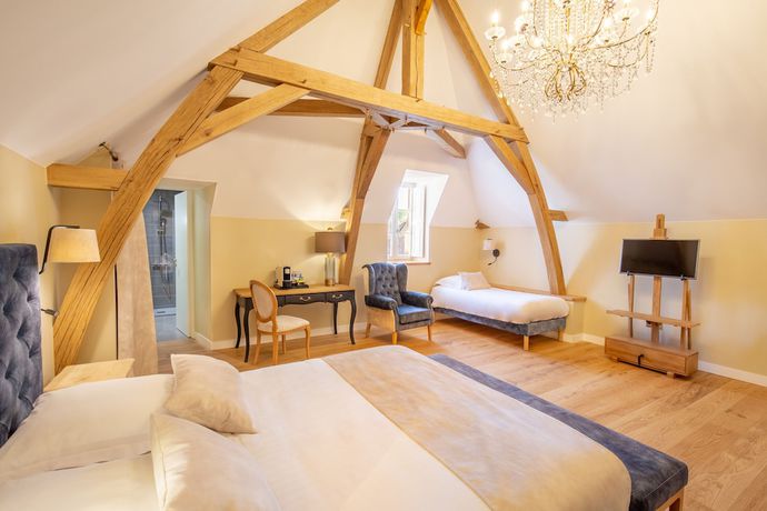 Imagen de la habitación del Hôtel Haras de la Potardière. Foto 7