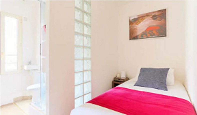 Imagen de la habitación del H&ocirc;tel Hector. Foto 16