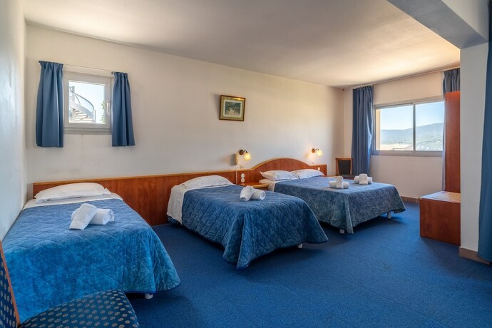 Imagen de la habitación del H&ocirc;tel Hibiscus, Propriano. Foto 10